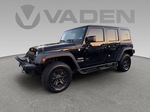 Used 2018 Jeep Wrangler Unlimited Sport w/ Connectivity Group image 19