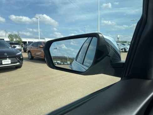 Used 2019 Chevrolet Equinox LT image 59