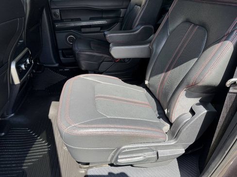 Used 2022 Ford Expedition Max Limited RWD image 16