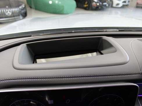 Used 2024 Mercedes-Benz GLC 300 image 20