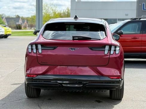 Used 2025 Ford Mustang Mach-E Premium w/ Sport Appearance Package AWD/4WD image 43