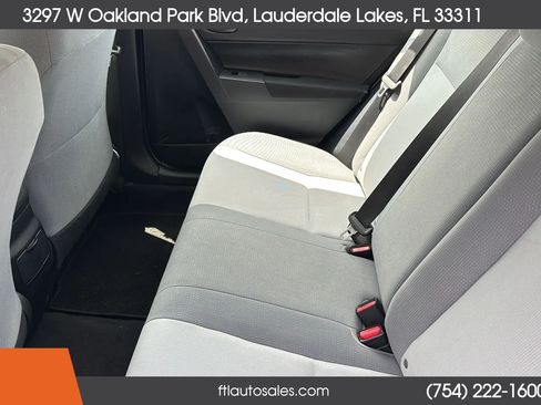 Used 2015 Toyota Corolla L FWD image 27