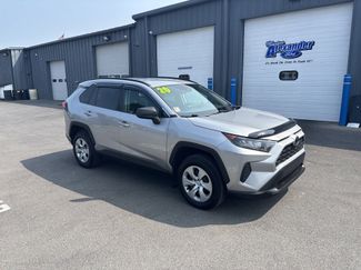 Used 2020 Toyota RAV4 LE image 1