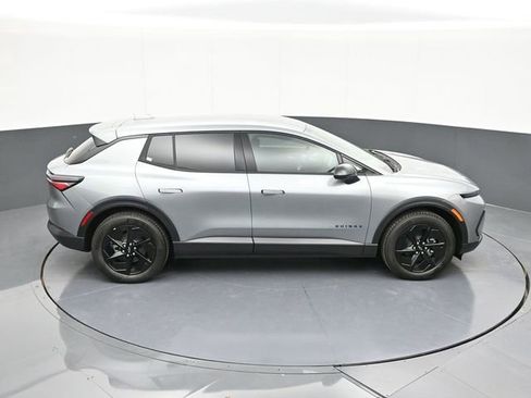 New 2026 Chevrolet Equinox EV LT image 57