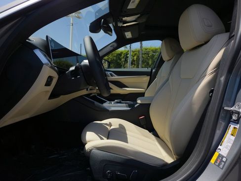 New 2026 BMW i4 eDrive40 w/ Premium Package RWD image 8