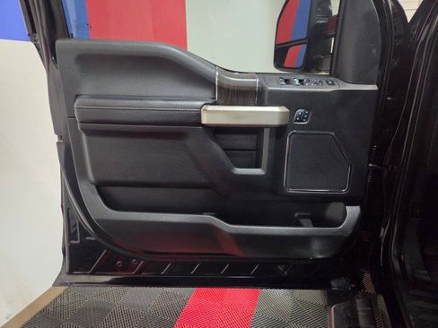 Used 2020 Ford F450 Lariat w/ Lariat Value Package image 33