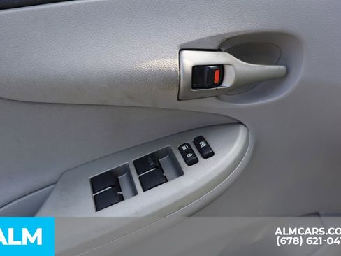 Used 2013 Toyota Corolla LE image 13