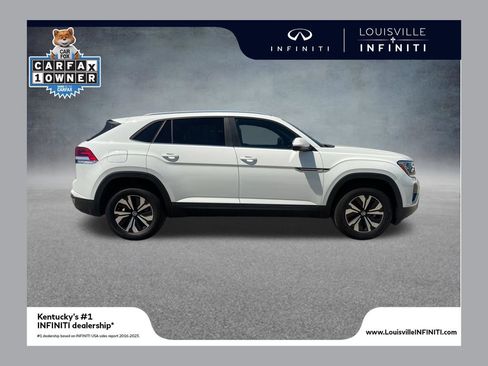 Used 2025 Volkswagen Atlas Cross Sport SE AWD/4WD image 1