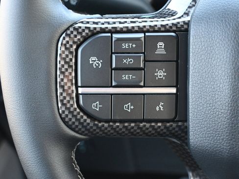 New 2025 Ford F150 Lariat w/ Equipment Group 502A High image 18