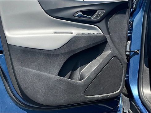 Used 2024 Chevrolet Equinox LS FWD image 23