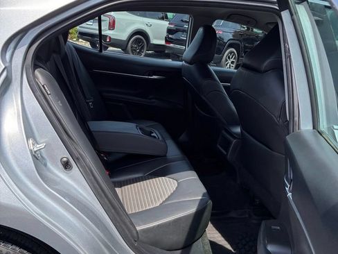 Used 2023 Toyota Camry SE FWD image 19
