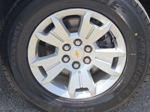 Used 2022 Chevrolet Colorado LT w/ Fleet Safety Package RWD image 8