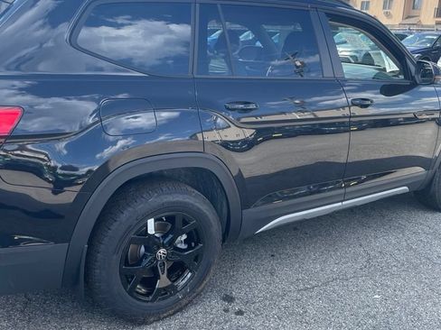 New 2026 Volkswagen Atlas Peak Edition AWD/4WD image 13