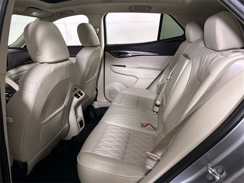 Used 2023 Buick Envision Avenir image 26
