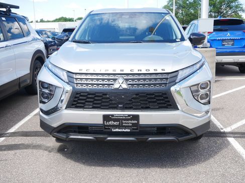 Used 2024 Mitsubishi Eclipse Cross LE AWD/4WD image 2