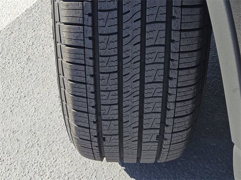 Certified 2022 Lincoln Corsair AWD w/ Premium Package image 11