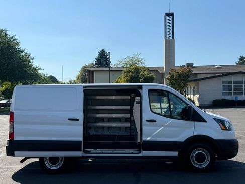 Used 2020 Ford Transit 150 Low Roof RWD image 22