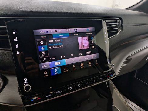 New 2025 Jeep Wagoneer Series II w/ Convenience Group I image 11