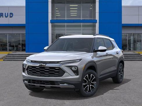 New 2026 Chevrolet TrailBlazer ACTIV w/ Driver Confidence Package FWD image 6