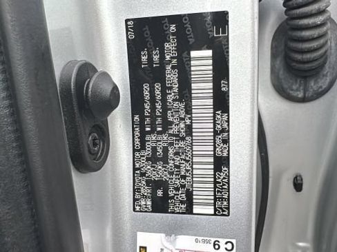 Used 2018 Toyota 4Runner Limited AWD/4WD image 27