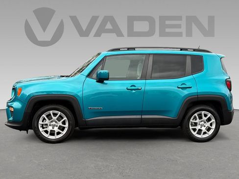 Used 2021 Jeep Renegade Latitude w/ Sun & Sound Group image 9