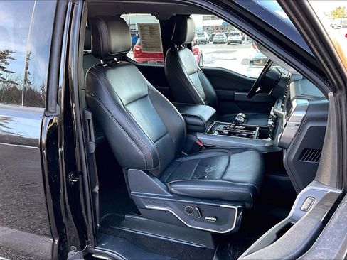 Used 2022 Ford F150 Lariat w/ Equipment Group 502A High image 8