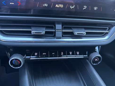 New 2026 Chevrolet Equinox EV LT image 9