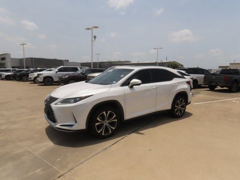 Used 2021 Lexus RX 350 FWD w/ Premium Package image 2