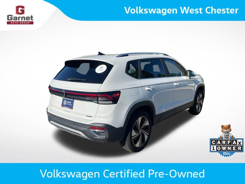 Certified 2025 Volkswagen Taos SE AWD/4WD image 5
