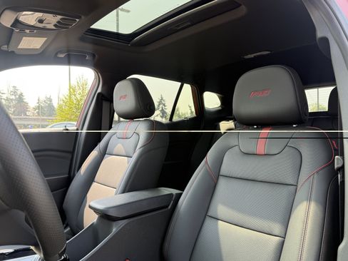New 2026 Chevrolet Trax RS w/ Sunroof Package FWD image 10