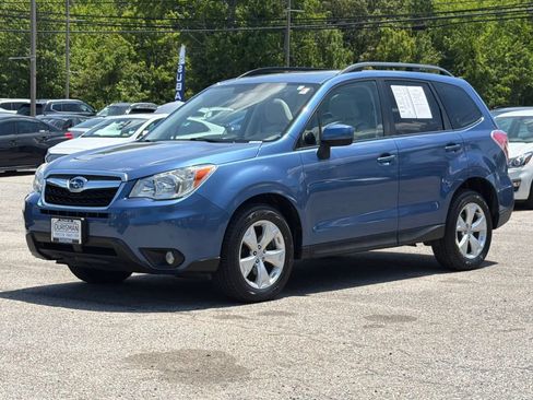 Used 2015 Subaru Forester 2.5i Premium w/ All-Weather Package AWD/4WD image 2