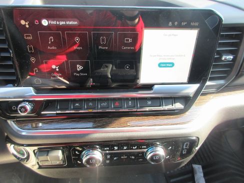 New 2026 GMC Sierra 1500 SLE image 18