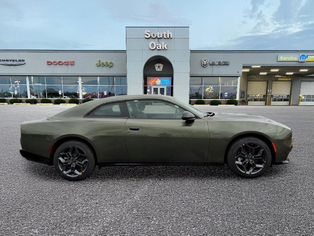 New 2026 Dodge Charger R/T w/ Blacktop Package AWD/4WD image 2