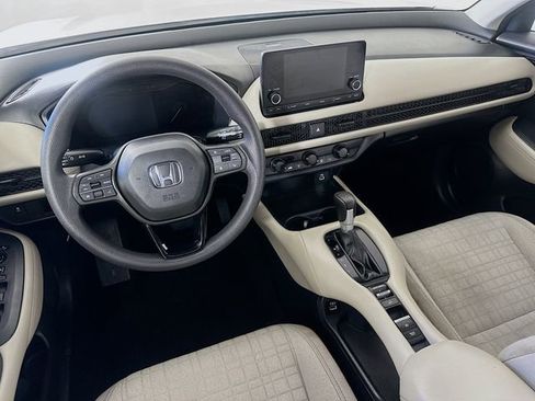 Certified 2023 Honda HR-V LX image 27