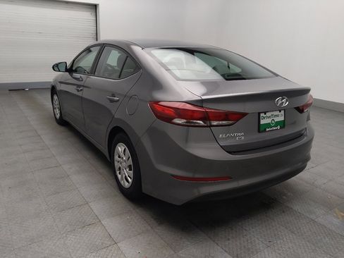 Used 2018 Hyundai Elantra SE w/ Cargo Package FWD image 5