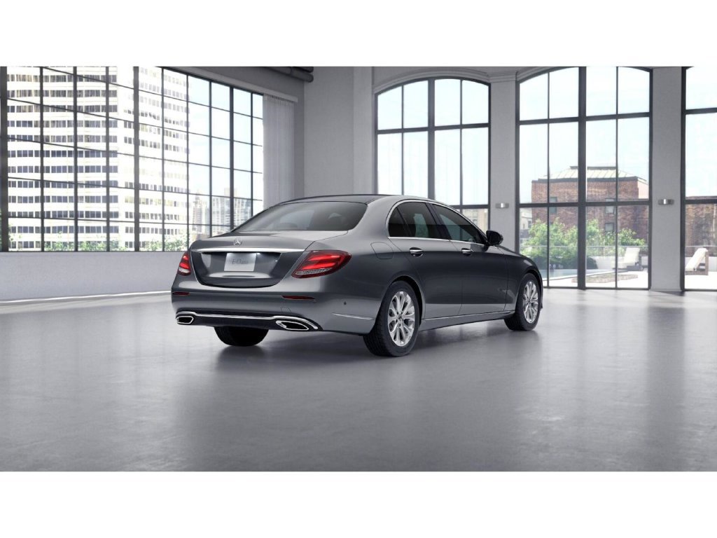 Used 2019 Mercedes-Benz E 300 4MATIC image 22