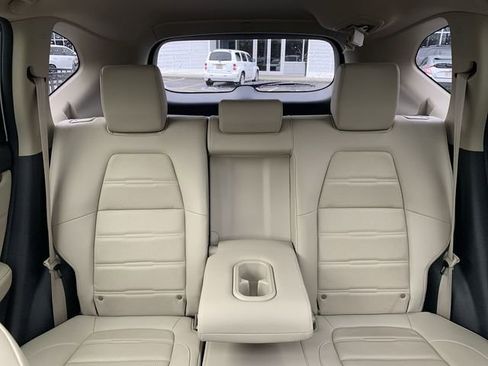 Used 2019 Honda CR-V Touring image 32