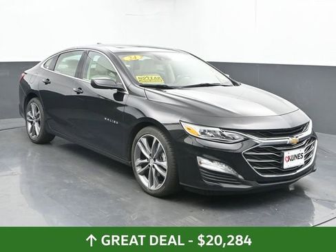 Used 2024 Chevrolet Malibu LT image 2