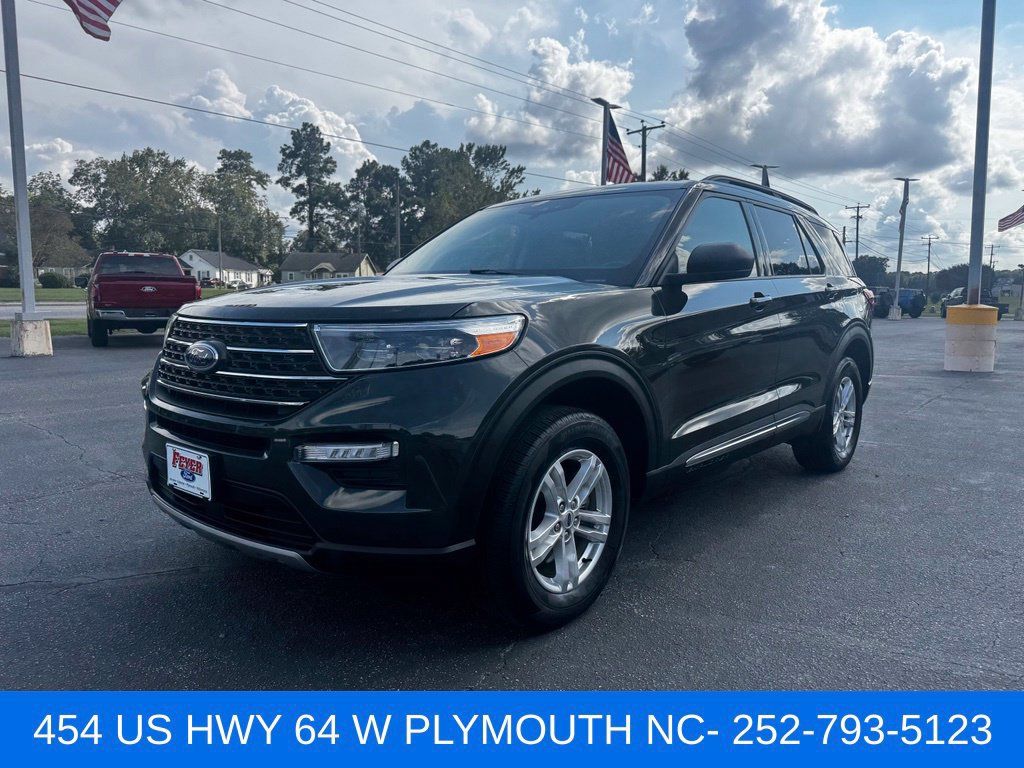 Used 2023 Ford Explorer XLT w/ Equipment Group 202A AWD/4WD image 1