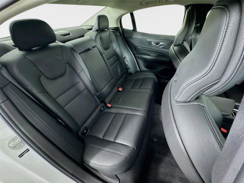 Used 2025 Volvo S60 B5 Plus FWD image 30