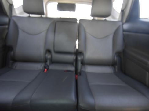Used 2012 Toyota Prius V Five FWD image 11