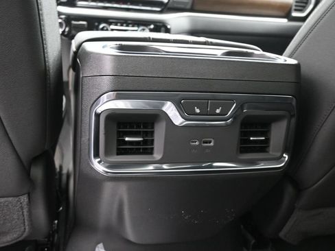 New 2026 Chevrolet Silverado 2500 High Country w/ High Country Premium Package AWD/4WD image 18