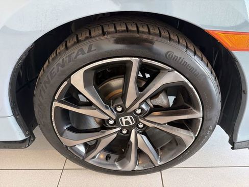 Used 2017 Honda Civic Sport image 14