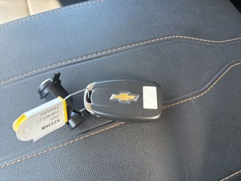 Used 2020 Chevrolet Traverse RS image 66