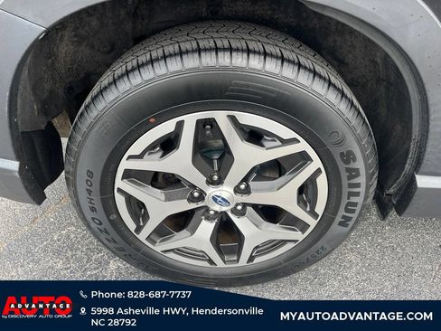 Used 2019 Subaru Forester Premium AWD/4WD image 29