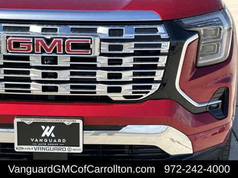New 2026 GMC Terrain Denali w/ LPO, Floor Liner Package AWD/4WD image 8