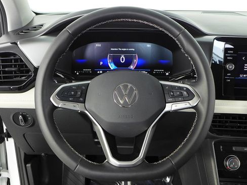 Certified 2025 Volkswagen Taos S FWD image 26