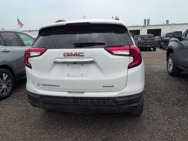 Used 2022 GMC Terrain SLE w/ Driver Convenience Package AWD/4WD image 5