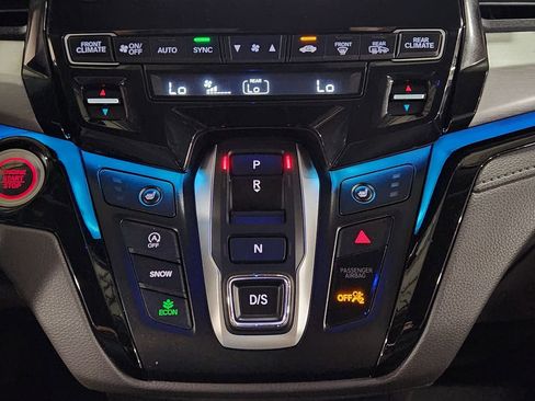 Used 2023 Honda Odyssey Touring image 39