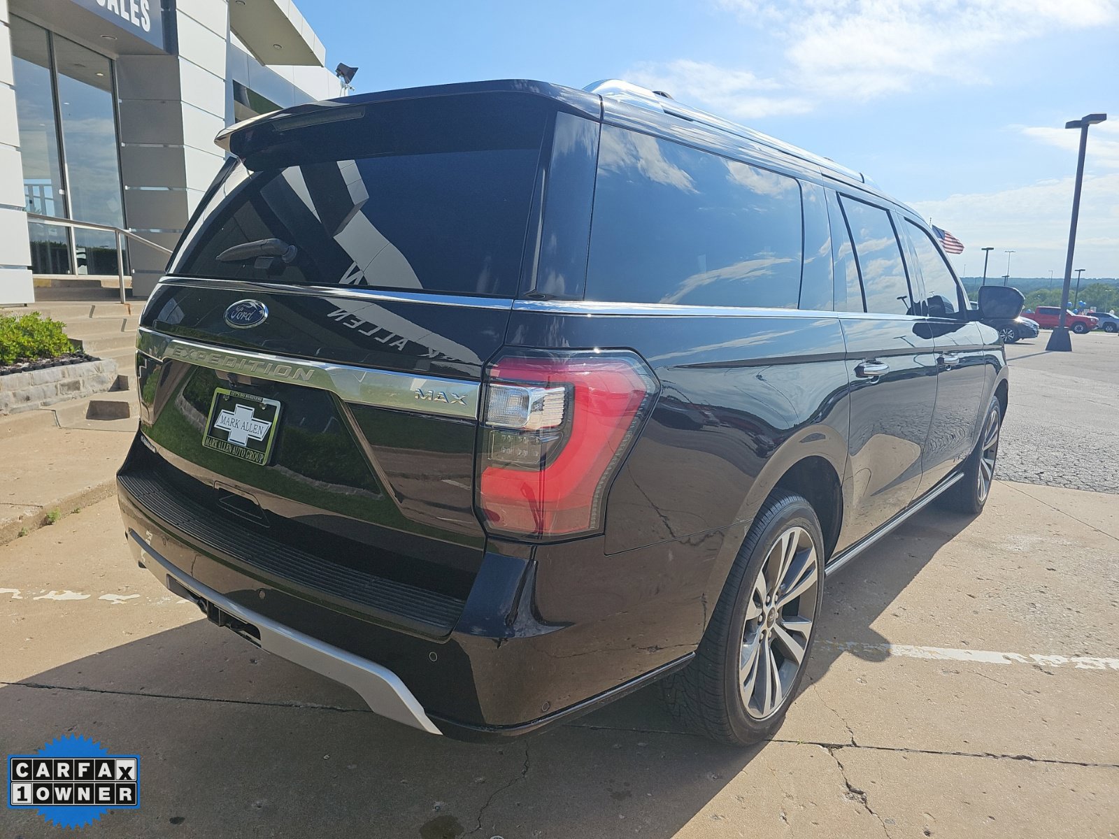 Used 2021 Ford Expedition Max Platinum AWD/4WD image 4